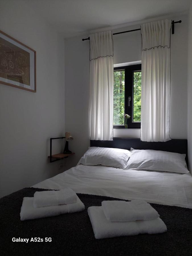 Casa De Pe Un Deal-Provita De Sus-Prahova Luaran gambar