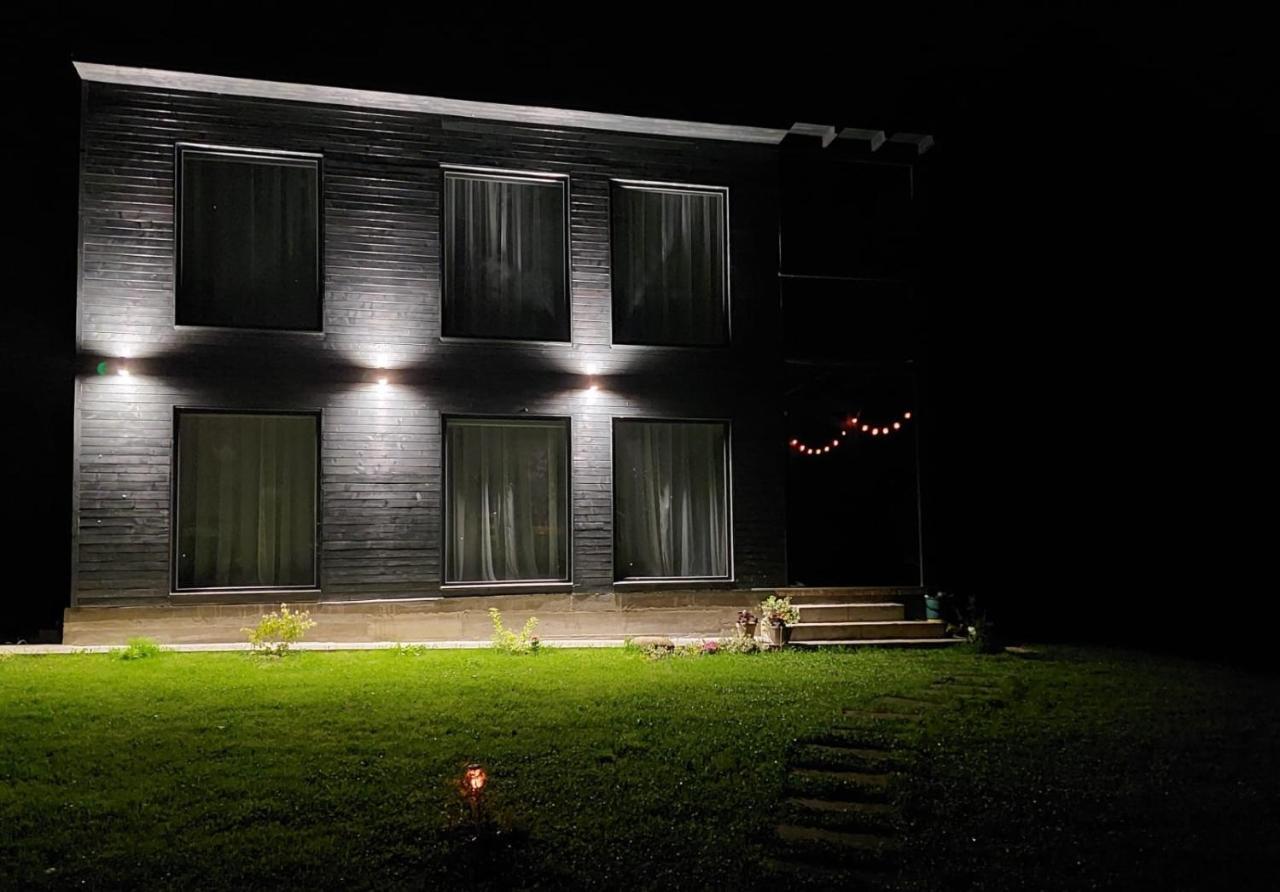 Casa De Pe Un Deal-Provita De Sus-Prahova Luaran gambar